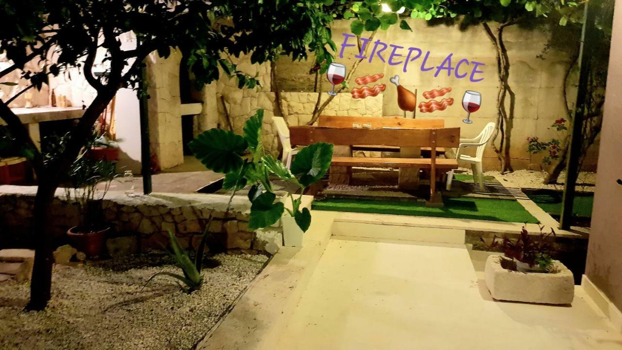 Apartmani Ferdi Traù Esterno foto